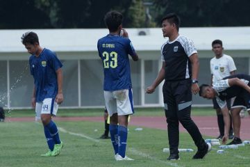 Pelatih Persib U-18 puji pemain meski kalah dalam semifinal