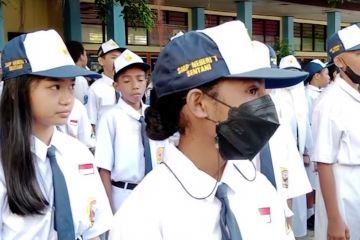 9 bulan dipalang, SMPN 1 Sentani Papua mulai hari pertama sekolah