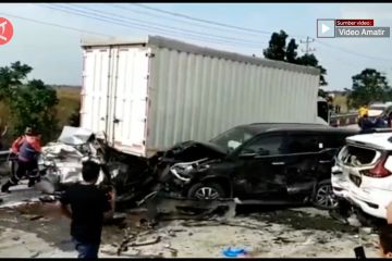 Kecelakaan di jalan tol Brebes dipicu asap tebal