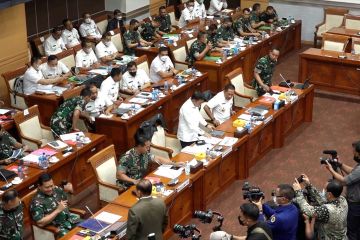 Komisi I DPR sorot ketidakhadiran KSAD dalam rapat kerja bersama TNI