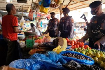 Polres Lhokseumawe patroli pasar tradisional antisipasi premanisme