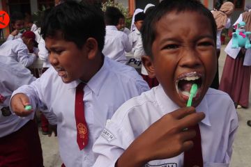 Tumbuhkan kesadaran anak untuk menjaga kesehatan gigi dan mulut