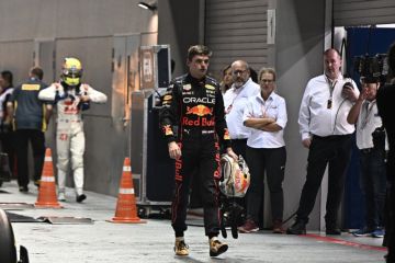 Verstappen frustrasi di GP Singapura yang "berantakan"