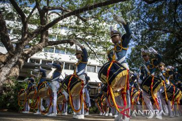 Genderang Suling Gita Jala Taruna AAL hibur warga Darwin