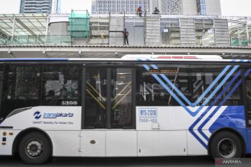 TransJakarta evaluasi sistem pembayaran sebabkan penumpang antre