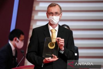 Peneliti DNA kuno asal Swedia raih Hadiah Nobel Kedokteran