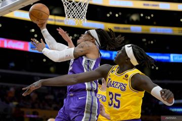 NBA Pramusim: Sacramento Kings kalahkan LA Lakers 105 - 75