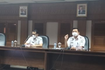 Camat dan lurah di Jakarta Barat diminta aktif tangani laporan warga