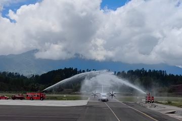 Penerbangan Toraja-Balikpapan resmi dibuka
