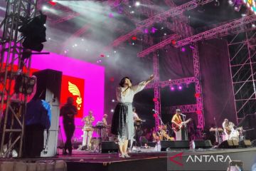 White Shoes & The Couples Company rayakan 20 tahun di Synchronize 2022