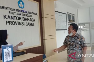 Kantor Bahasa Jambi revitalisasi bahasa Suku Kubu dan Duano