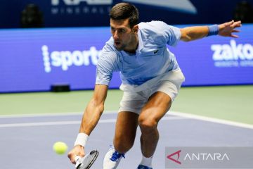 Djokovic melaju ke final Astana Open setelah Medvedev mundur
