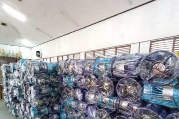 Pemerintah salurkan bantuan perabotan bagi korban banjir kota Sorong