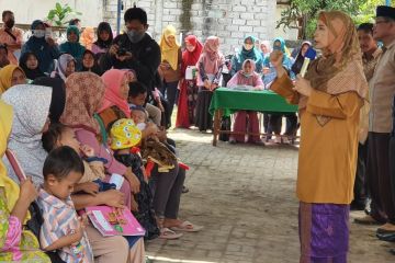 BKKBN kerahkan posyandu NTB pantau rutin kesehatan anak cegah stunting