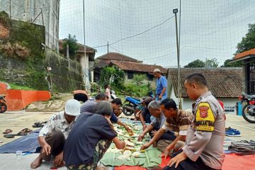 Kesederhanaan anggota Polri dinilai permudah diterima masyarakat