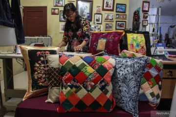 Dinkop-UKM Jateng fasilitasi perajin batik pasarkan produk di hotel