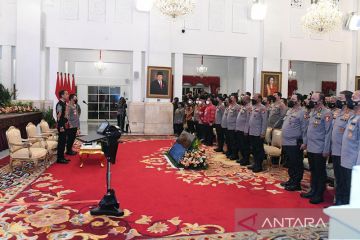 Presiden singgung pungli hingga tindakan represif oknum anggota Polri