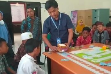 Dinas Perpustakaan Probolinggo kenalkan robotik ke siswa SD