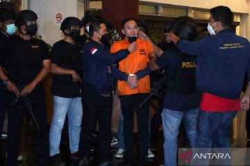 Polisi tangkap buronan bandar besar judi online Apin Bak Kim di Malaysia