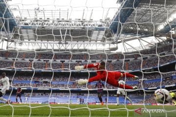 Andriy Lunin perpanjang masa bakti di Real Madrid hingga 2030