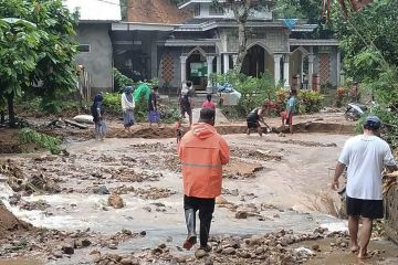 Warga terdampak bencana di Malang butuh pasokan air bersih