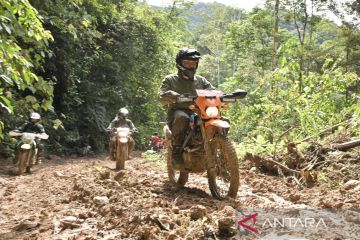 Pembangunan jalan tembus Bayang-Alahan Panjang ditargetkan tuntas 2023