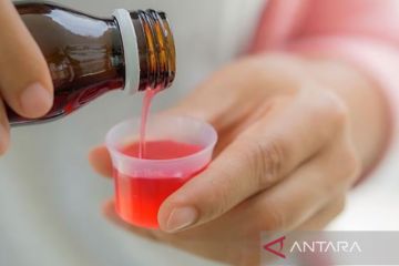 Wamenkes: Penjualan obat sirop dihentikan sementara selama investigasi