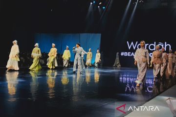 "Fashion chic" hingga "classy" ditampilkan di JMFW 2023 bersama Wardah