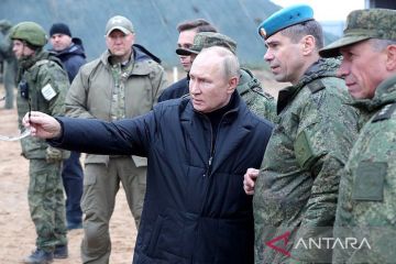 Putin inspeksi pelatihan pasukan Rusia yang baru dimobilisasi