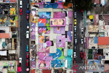 Mural-mural penghias atap Iztapalapa