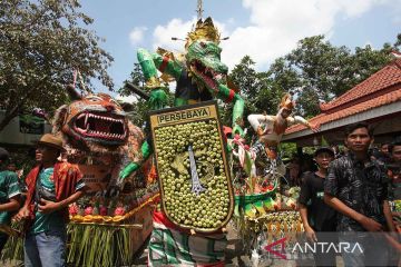 Tradisi Sedekah Bumi di Surabaya