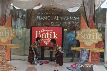 Bupati : Gebyar Batik Sleman jadi media pelestarian warisan budaya