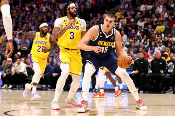 Nikola Jokic pimpin Nuggets perpanjang kekalahan Lakers