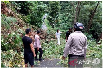 Pemerintah imbau warga waspada bencana longsor di Kepulauan Sitaro