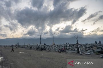 Penataan Kembali Pantai Talise Pascatsunami