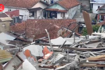 Pasca longsor, Pemkot Bogor bongkar bangunan tidak berizin