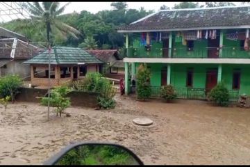 BPBD Kabupaten Lebak catat ada 45 titik longsoran dampak banjir Bayah