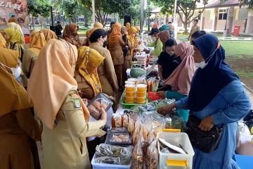 DKP Kota Tangerang gelar bazar untuk tingkatkan ekonomi wanita tani