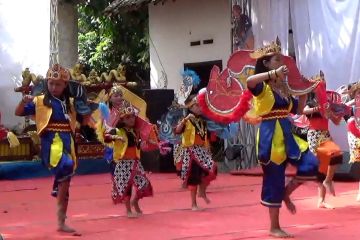 Ratusan penari cilik ikuti parade tari Hari Kesaktian Pancasila