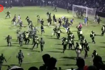 Tragedi sepakbola, 127 orang meninggal dunia di Stadion Kanjuruhan