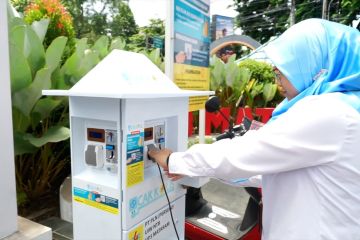Telah hadir pengisi daya kendaraan listrik dengan koin di Mataram