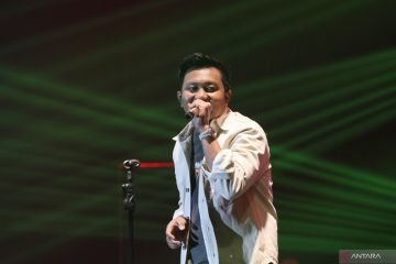 Lirik lagu "Kartonyono Medot Janji" oleh Denny Caknan