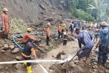 BPBD: Korban tertimbun longsor di Malang ditemukan meninggal dunia
