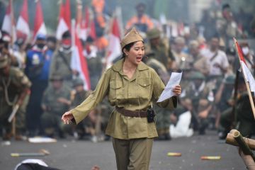 Artis Olivia Zalianty tampil di teatrikal Parade Surabaya Juang