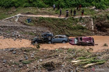 Dampak banjir bandang di Perumahan Wahyu Utomo Semarang