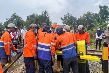 Kemenhub dorong pemda ikut kelola perlintasan sebidang KA