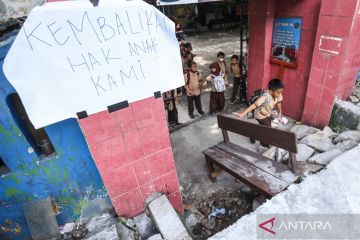 Sekolah terhalang proyek trotoar Margonda