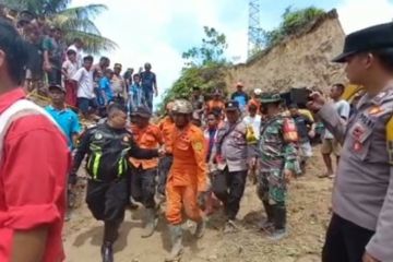 Empat warga yang tertimbun tanah longsor di Agam semua telah ditemukan