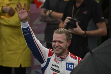 Magnussen klaim pole perdana di F1 dalam drama kualifikasi di Brazil
