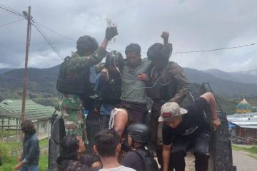 KKB serang patroli, seorang prajurit TNI terluka tembak